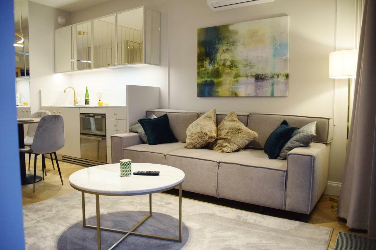 Mennica Residence Apartments By Renters Prestige Varşova Dış mekan fotoğraf
